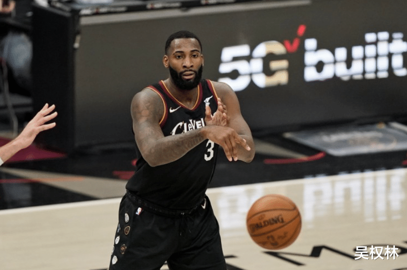 湖人隊(duì)|官宣！籃網(wǎng)爭(zhēng)奪17+13神塔，湖人濃眉好消息，全明星拒絕續(xù)約火箭