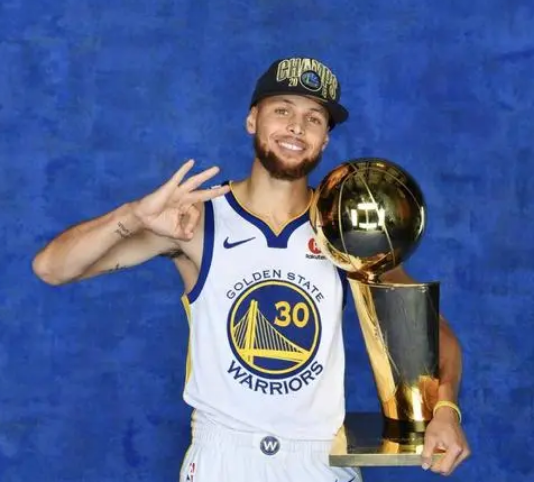 碳交易 NBA“大地震”！勇士酝酿5换1交易，重组三巨头目标总冠军！