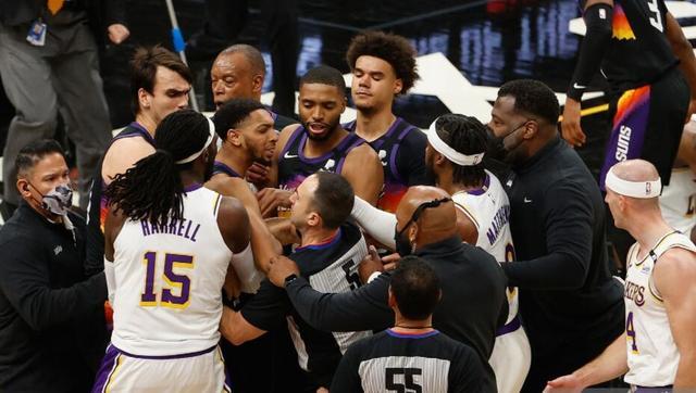 湖人隊|湖人首敗迎來新任務，詹皇親自下達“死命令”，濃眉：我接受