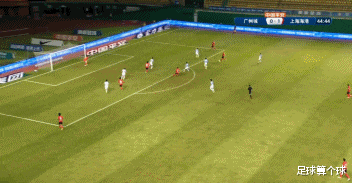 奥斯卡|海港2-1！前英超10号梅开二度笑得合不拢嘴，奥斯卡累得直喘气