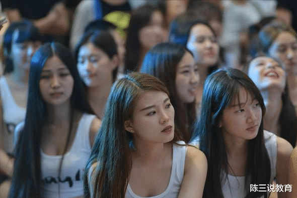 国企|又一国企招聘，正式编制，月薪9000起，六险二金，往届和应届可报