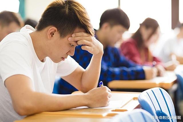 荣新奇教授讲催眠|一位九年抑郁症患者康复的过程记录