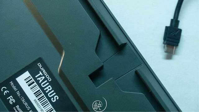 手机业|值得入门的机械键盘！杜伽K310 樱桃红轴机械键盘