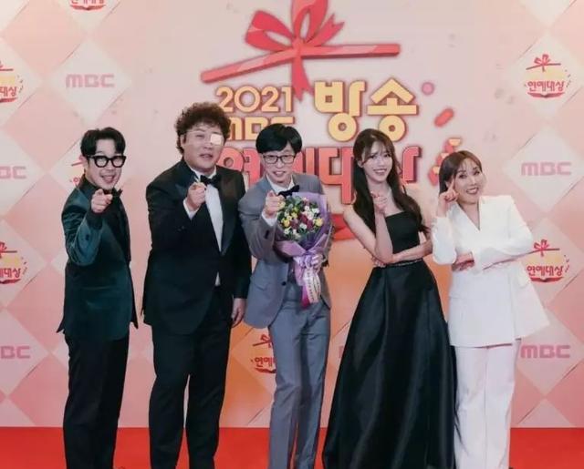 刘在石|刘在锡大谈居家隔离秘闻!大曝:光洙和美珠会发那种照片给我