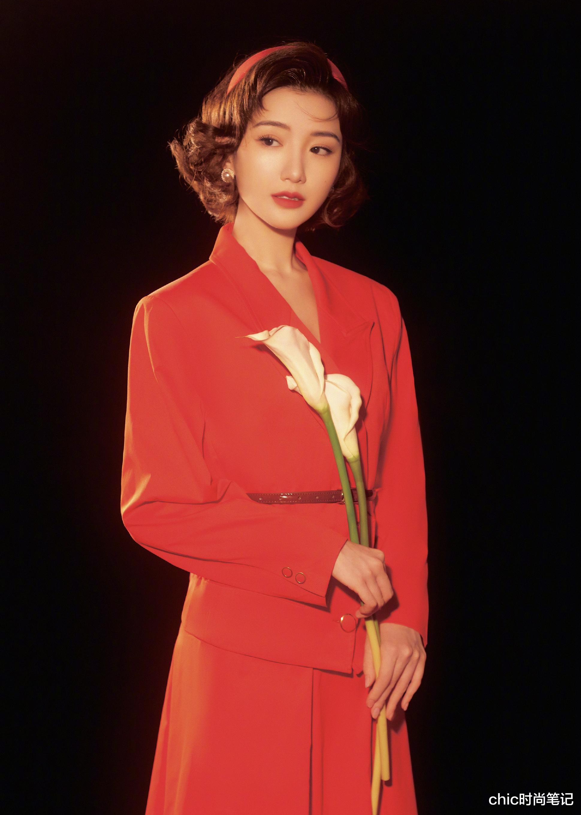 chic时尚笔记|《乔家的儿女》三丽出圈了，原生的脸，完美诠释复古挂历女郎