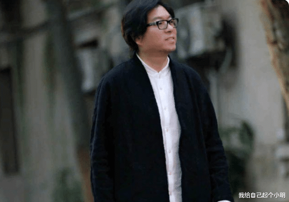 高晓松|51岁高晓松暴瘦30斤，晒上山挖竹笋帅照，网友：比吴亦凡帅多了