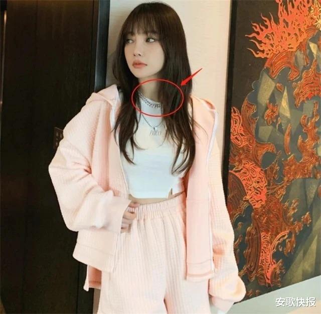 李小璐|李小璐与pgone单独外出滑雪，感情升级，两人浴室照也扒出！