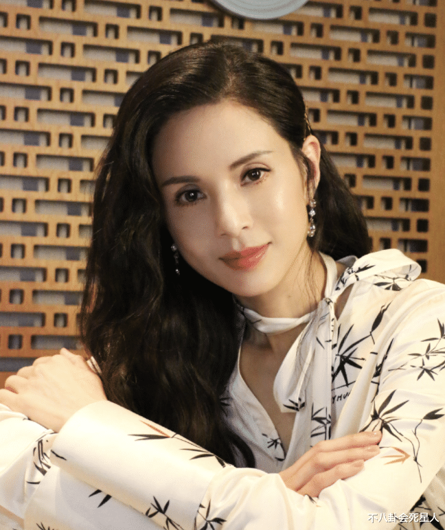 刘涛|这6位靠运动保持状态的女明星，打了多少动脸女星的脸？