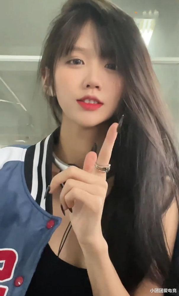 井川里予|井川里予18岁素颜照曝光，颜值依旧很耐看，但身高却成了吐槽对象！