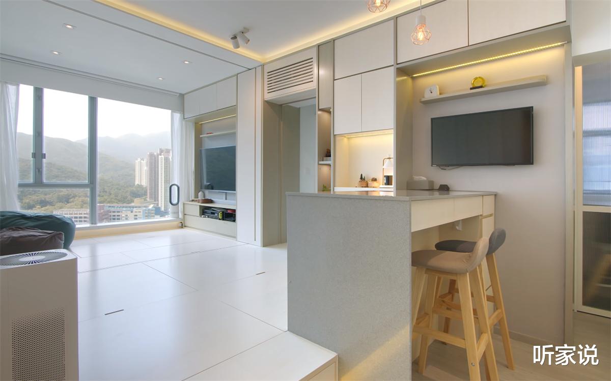 香港80后夫妻买下45㎡小家，搭起地台将两室变三室，网友：真的服