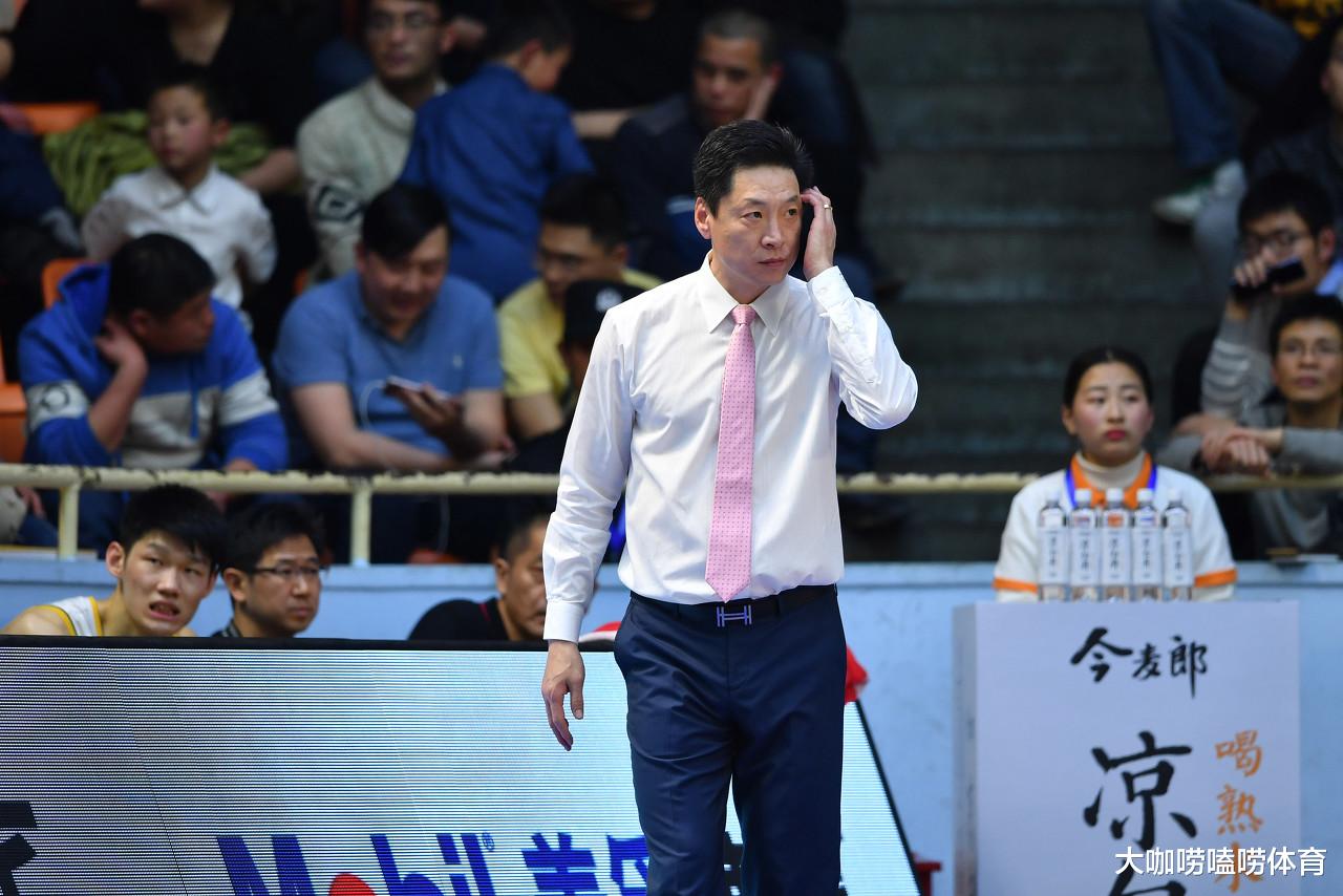 李春江|曝李春江下家確定！中國男籃名帥正式出山，重返CBA執教令人期待
