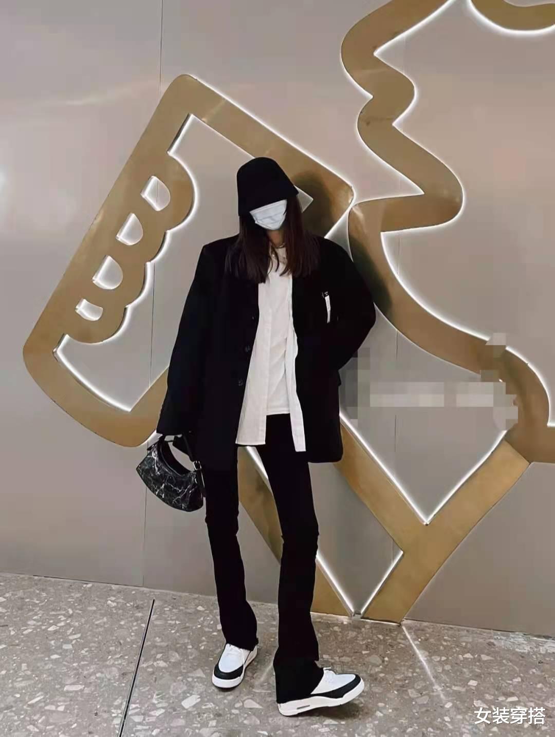 女装穿搭|黑色西装外套内搭什么颜色的衣服好看