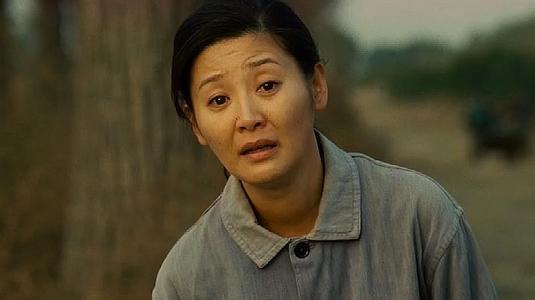 徐帆|著名演员徐帆:将冯小刚前妻女儿接回家后,而今生活状况怎样?