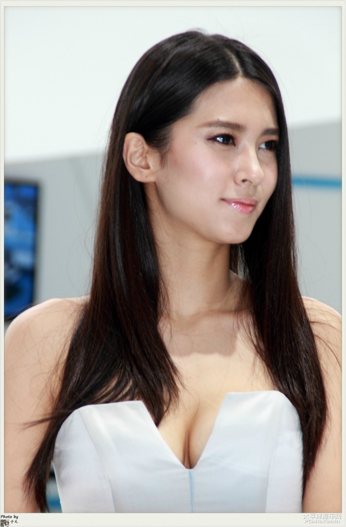 美杜莎|钟鹿纯的笑容能温暖冬日的你的心灵