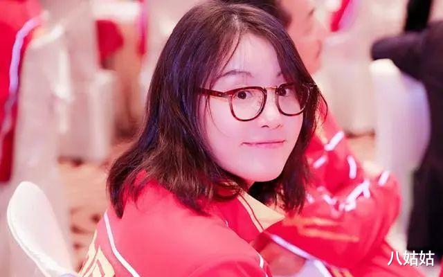 傅园慧|“洪荒少女”傅园慧：从爆火上春晚到无缘东京奥运会，她做错了啥