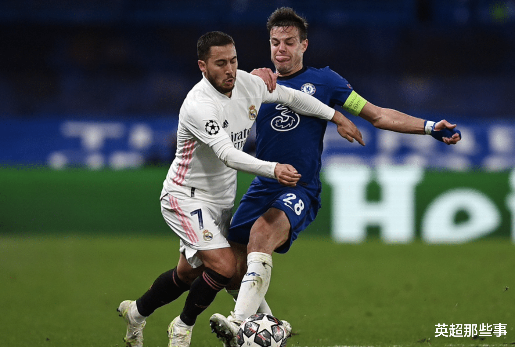 皇家马德里|皇马1亿巨星引争议！球队出局后与对手大笑，球迷怒批：缺乏尊重