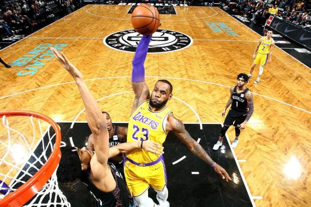 籃網(wǎng)隊(duì)|全員健康，籃網(wǎng)和湖人到底誰更強(qiáng)？蘇群一針見血，網(wǎng)友：真敢說