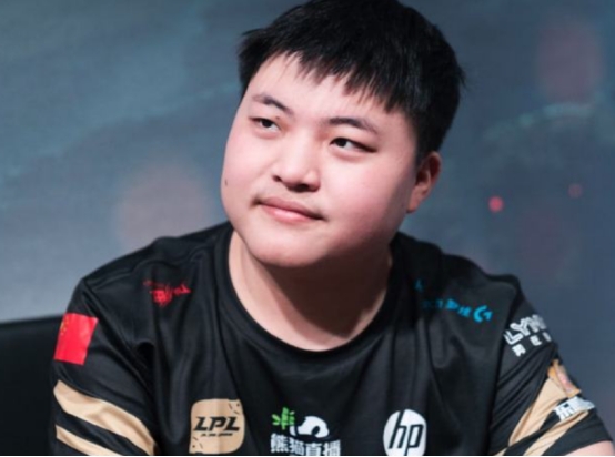 blg|UZI为复出狂练厄斐琉斯却十几连败，状态令人担忧