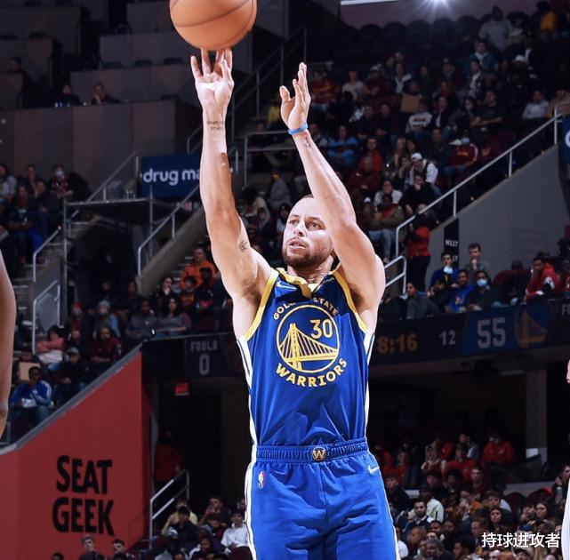 利物浦|不輪休的庫里有多猛？9記三分狂轟40+6，勇士總冠軍不是神話