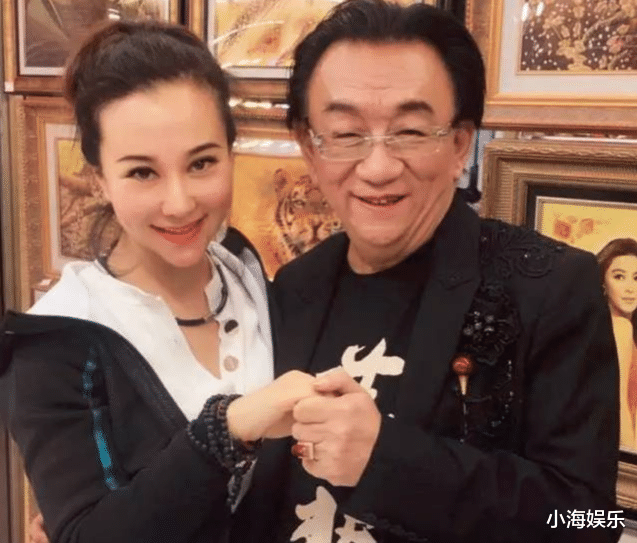 音乐会|何云伟直播带货被骂惨，喊郭德纲为老师求和解，当年做错三件事