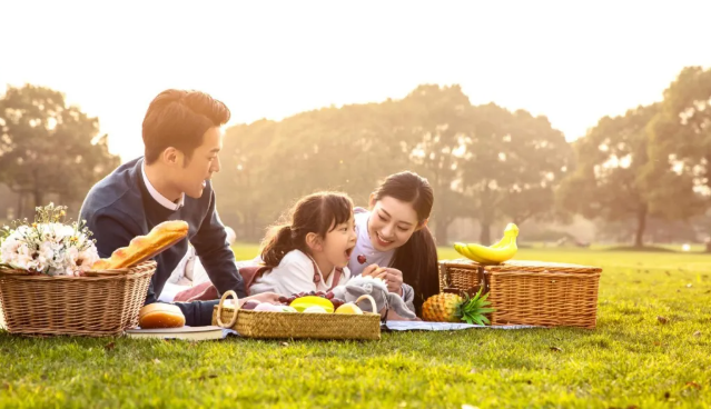 实战命理专家刘老师|比肩重重,事业上竞争压力大,同事关系不好,犯小人