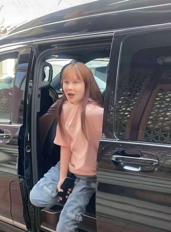 育妈计|《刘老根4》幕后花絮曝光:63岁赵本山不服老,亲自下场教演戏