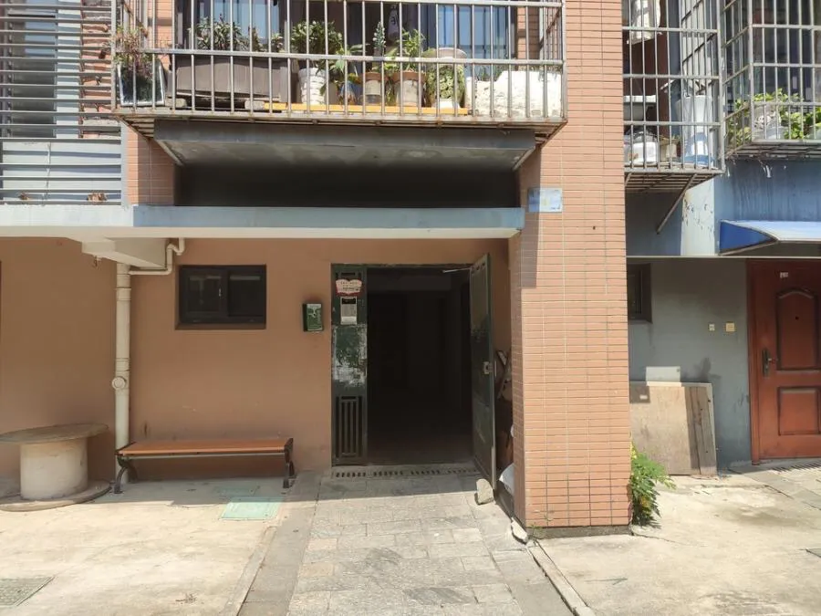 浙江宁波113平顶楼以213万成交