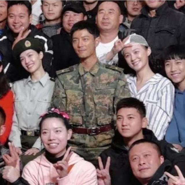 英雄岁月之王牌部队|《王牌部队》毁三观的剧情频频出现,一个新兵居然能篡改提干名单