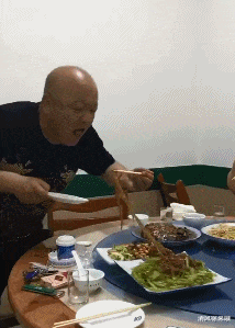 消防员|带女朋友出来钓鱼，但我根本不能集中精神，哈哈哈哈哈估计今天一无所获