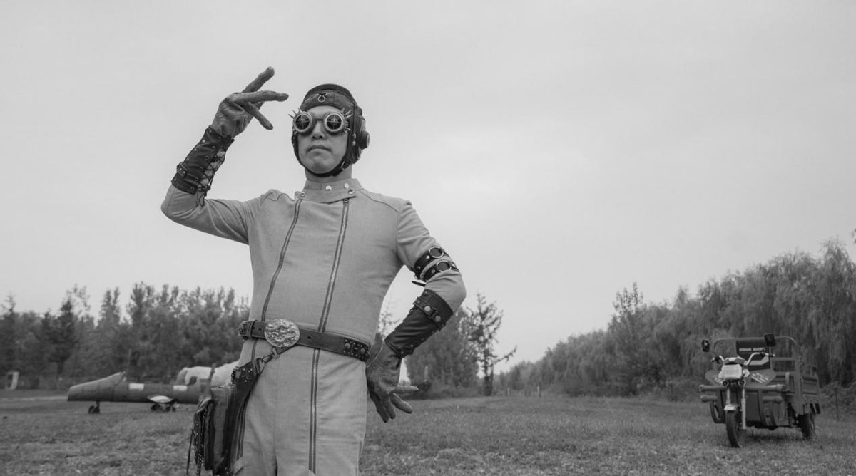 欧阳妮妮|《导演请指教》当梁龙新片被停播，我们才开始理解章子怡的这段话