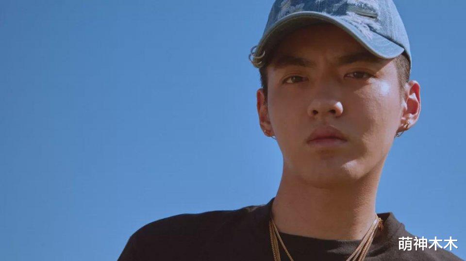 吴亦凡 都美竹点赞吴亦凡被批捕，律师解读案情：证据充分极大可能已认罪