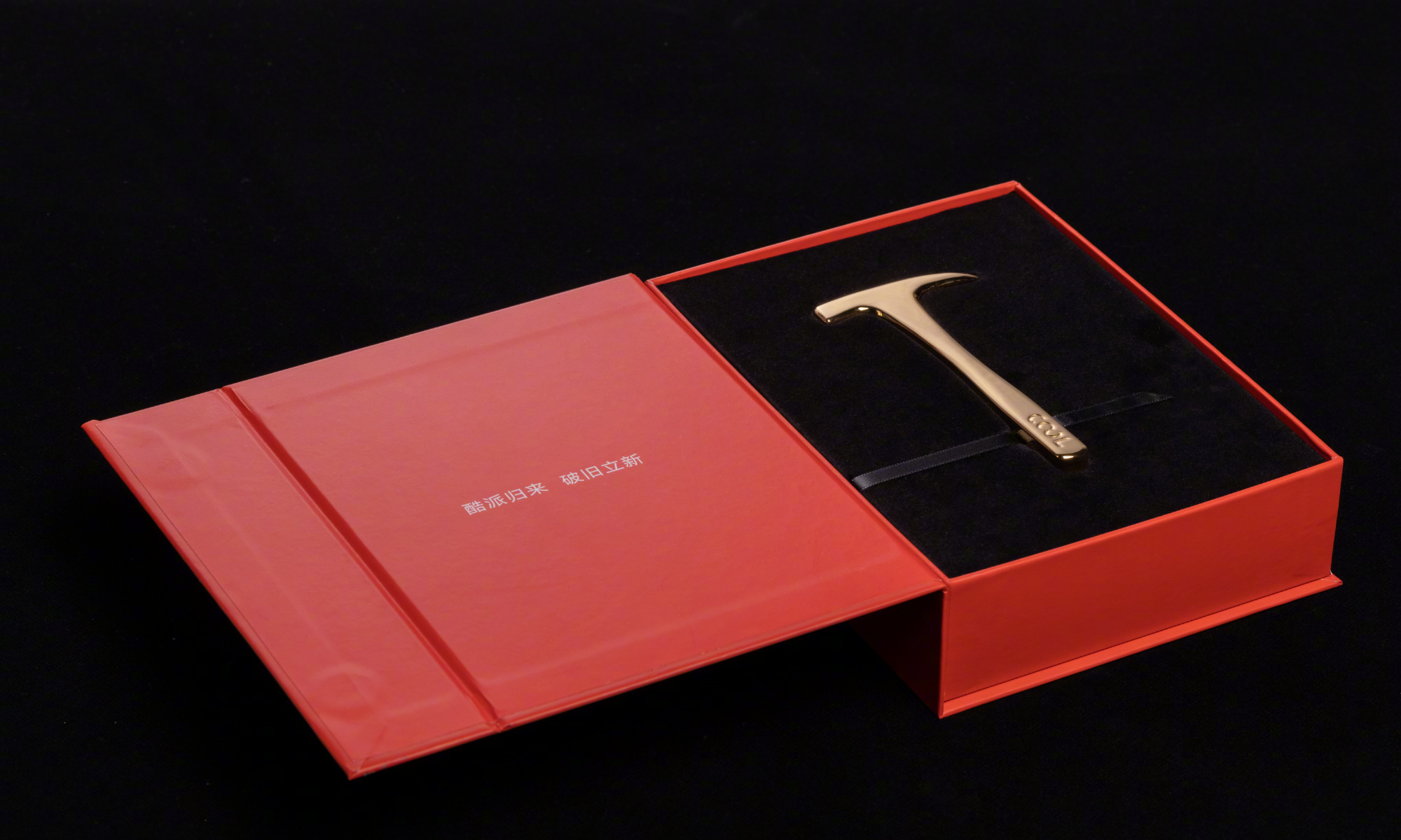 锤子科技|锤子手机复活?知名手机品牌宣布回归:邀请函居然是锤子!