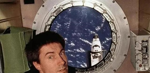 谢尔盖 最倒霉的宇航员谢尔盖：在太空流浪311天，救回地球后，祖国没了