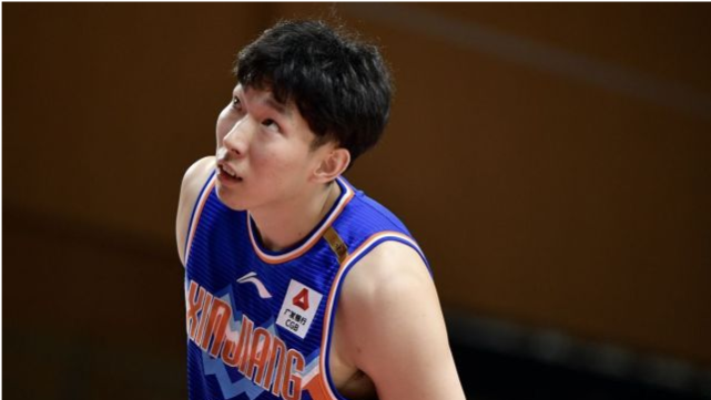 李京龙|CBA最有钱球员排行榜，李京龙意外上榜，丁彦雨航遗憾落选！