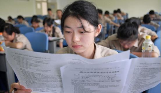 中学|985学生“五官外貌”都很相似？特别是这三方面，班主任看得很准
