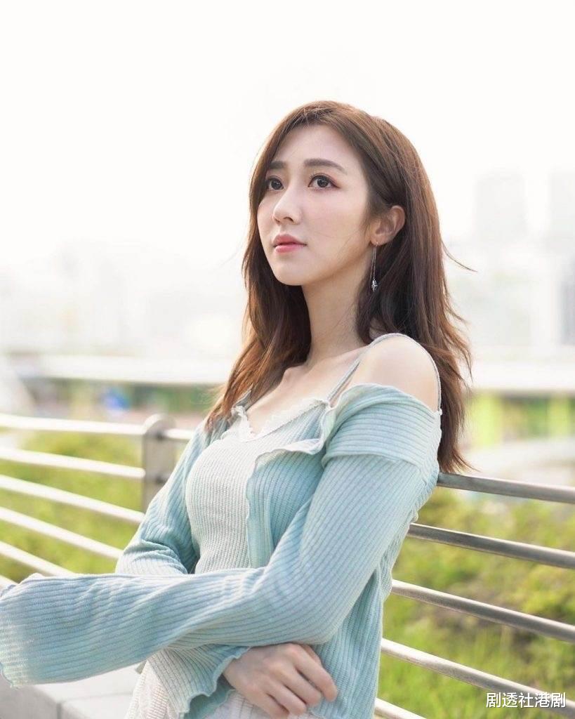 周杰伦|身价倍增?TVB小花何依婷秘密换50万新车,新豪宅可观维港烟花