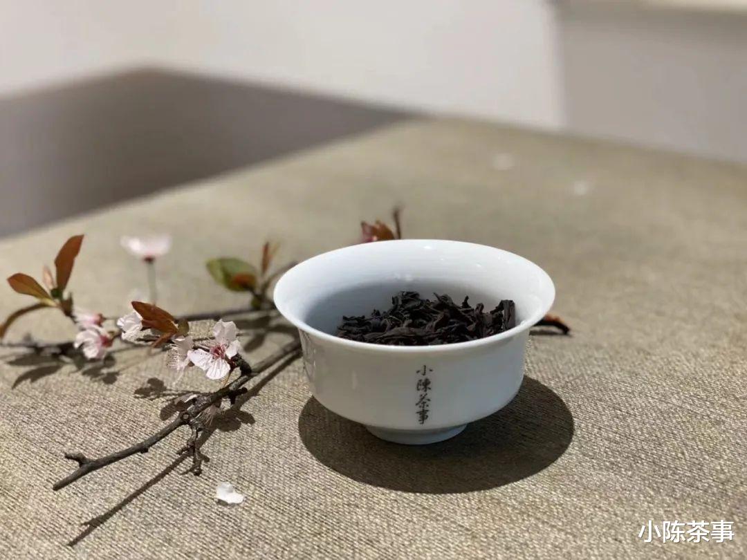 麻花|岩茶的第一道茶汤能喝吗？它不是洗茶水吗？怎么还叫还魂汤？