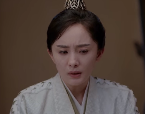 杨幂|杨幂新剧刚播3天，干到全网热度第一，豆瓣口碑却崩了，差评一片