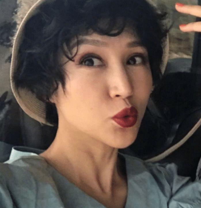 鲍蕾|有种“整容”叫没了妆的鲍蕾，看到素颜照后，陆毅眼光有点“谜”