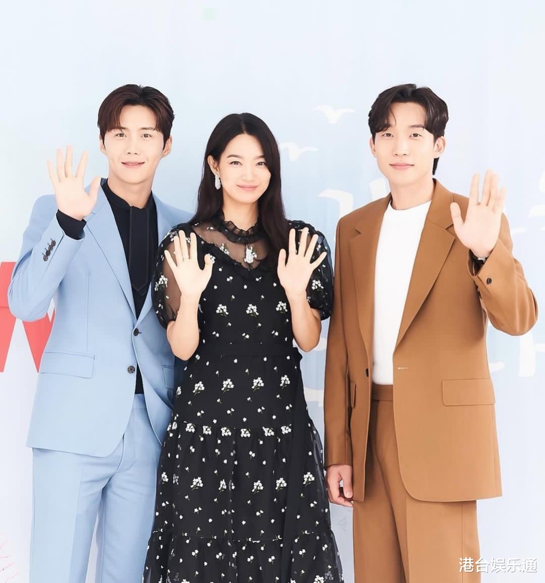 表情包|金宣虎形象恢复仍遭换角？韩媒：有两部电影已锁定确定替代人选