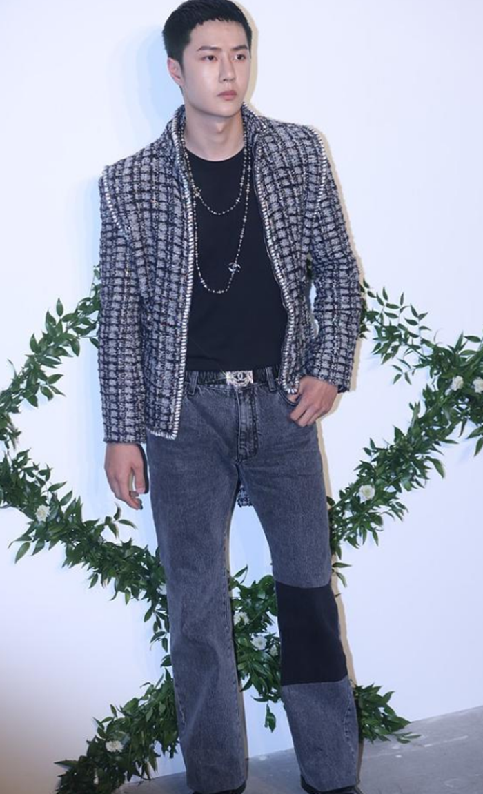 王一博|王一博换寸头造型颜值下跌，本尊回应很刚，生图流出再被嘲“土”