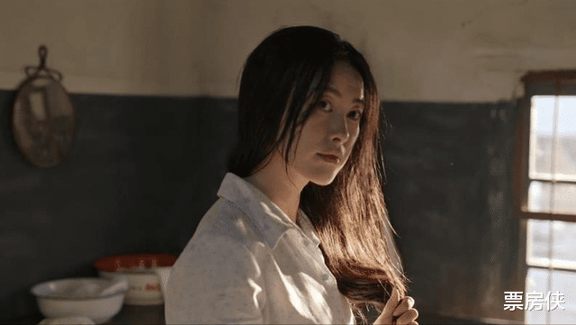 白宇|首播收视破4，“渣爹”一夜出圈，白宇新剧凭什么这么能打？