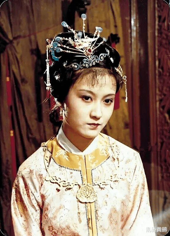 红楼梦|87《红楼梦》“金陵十二钗”年轻照片，没想到当年金莉莉这么漂亮