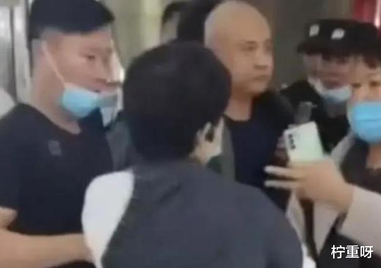 柠重呀 曝反网暴律师团已到达杭州，季志华发文自信满满，只能说正义必胜