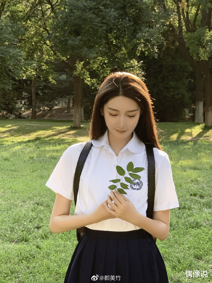 吴亦凡|曝吴亦凡妈妈求都美竹跟儿子复合，女方拒绝并改名：爱过你拜拜