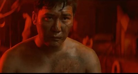 范上官|李易峰被发小骗走一套房，被逼参加一场毫无人性的赌局