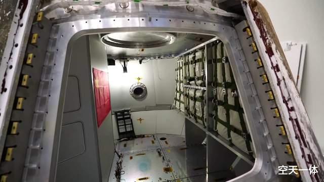 载人飞船 新一代载人飞船返回舱世界最大，关键技术比美国登月飞船领先很多
