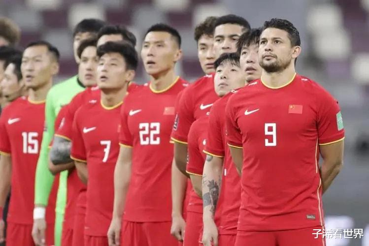 中国足协|晚上19点！中国足协做出争议决定，球迷狠批：简直太离谱了