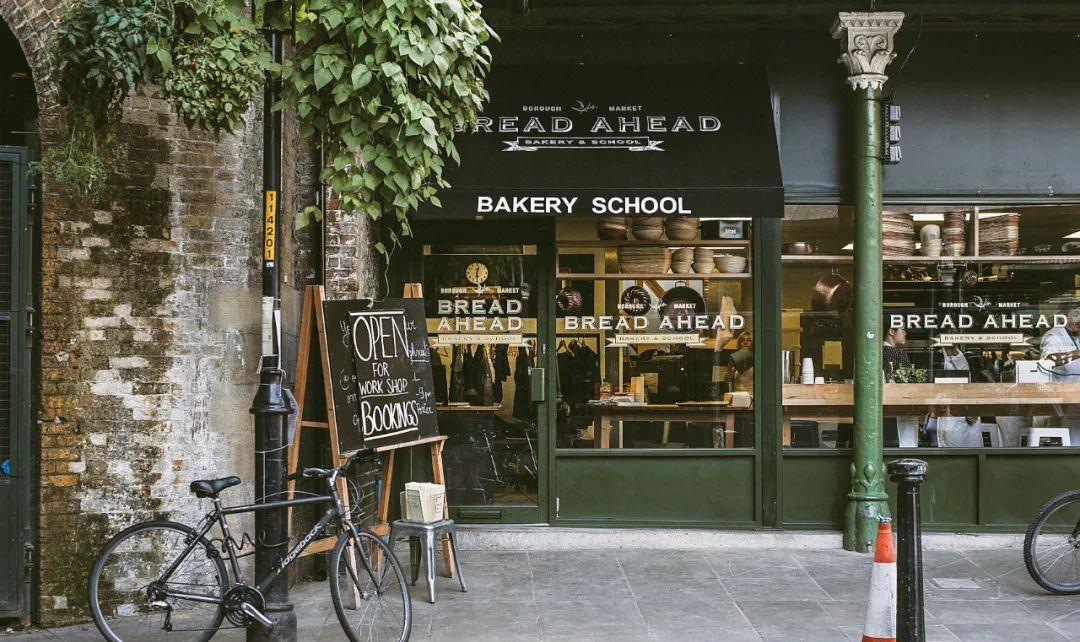 银城星系|高分8.8！他将一生的经历融入小说，为我们留下了这部史诗级巨作