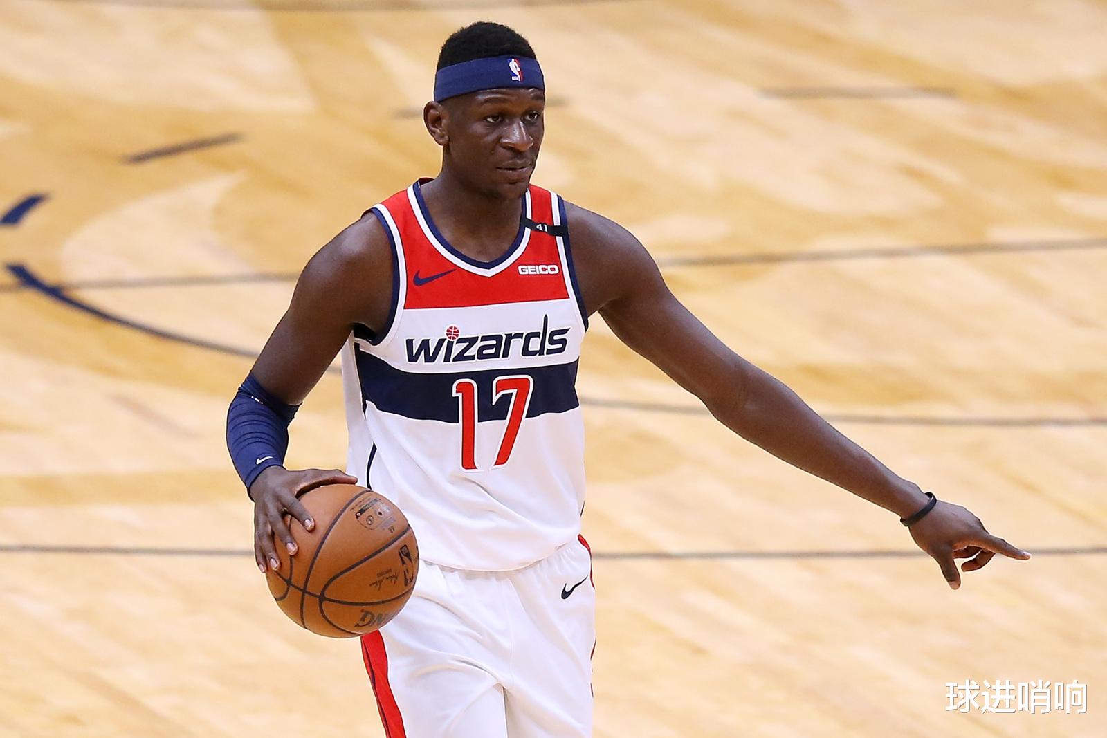 湖人队|交易他俩！美媒喊话湖人，趁乱抢奇才两员大将，2换1迎回紫金旧将